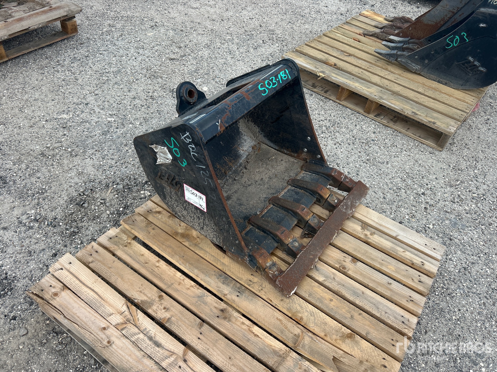 2025 Takeuchi TB225QCBKT24