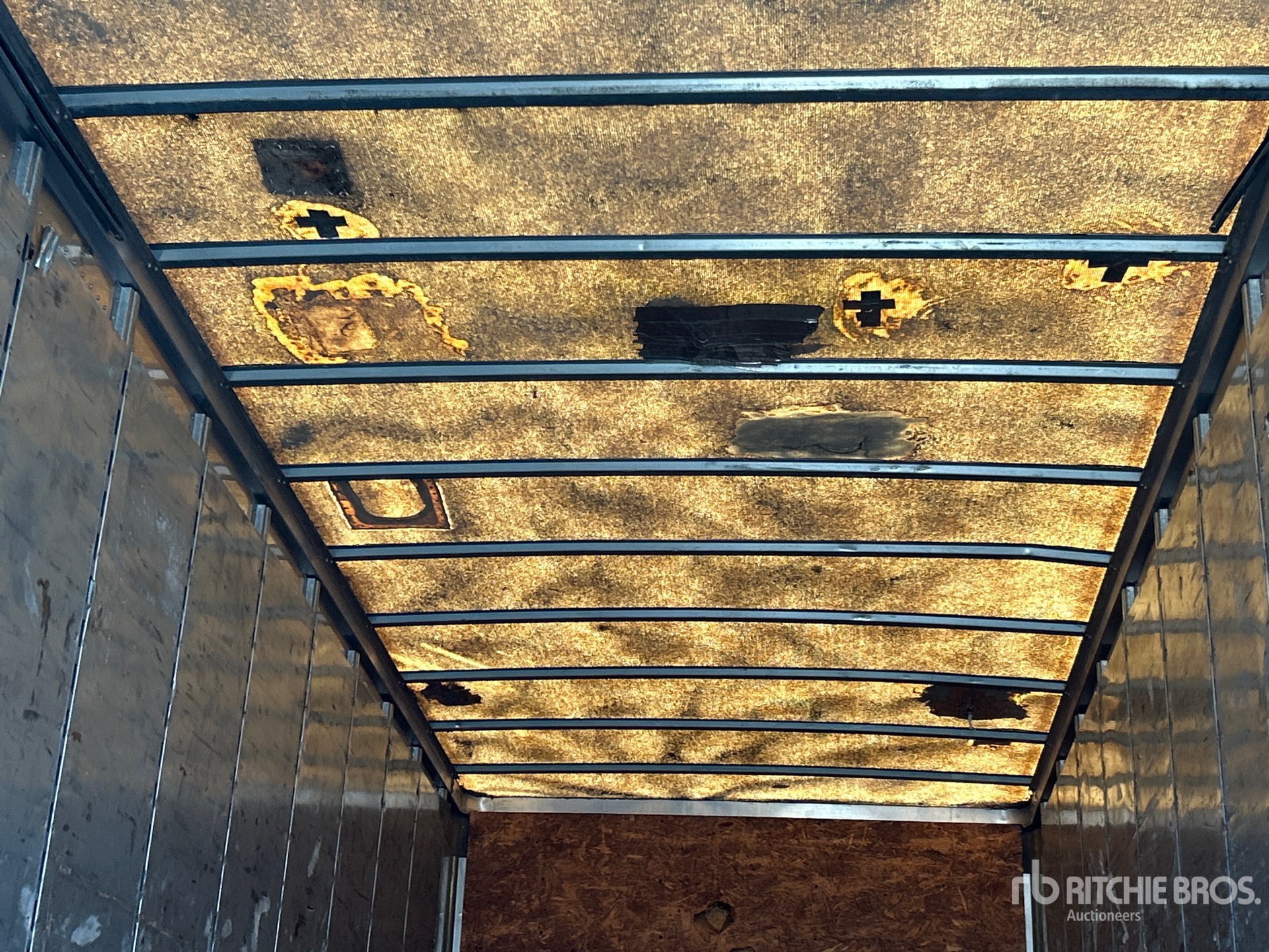 2004 Great Dane 28 FT X 102 IN S/A