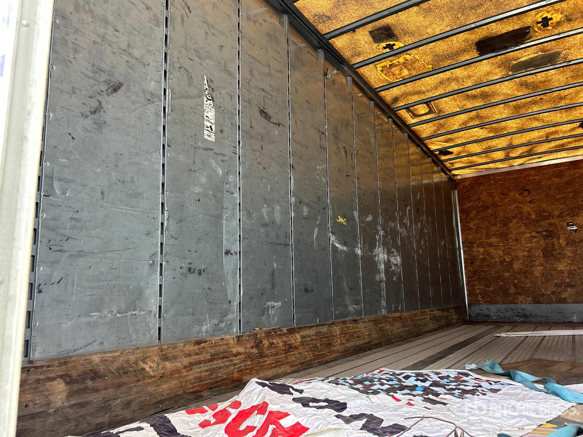 2004 Great Dane 28 FT X 102 IN S/A