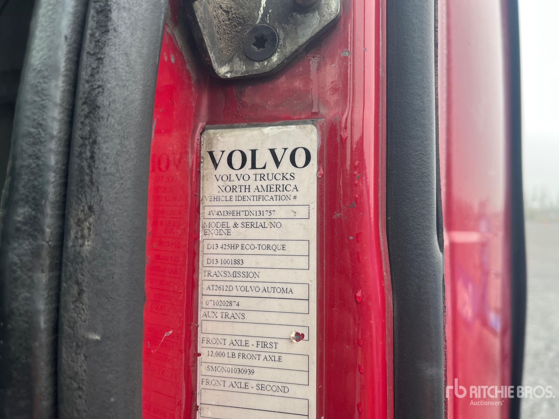 2013 Volvo VNM