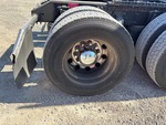 4 Underbody - Truck with Right Rear Drive Tires