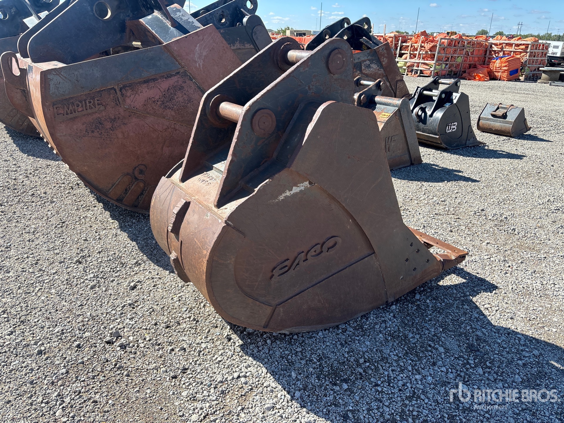 Esco 36 in Digging