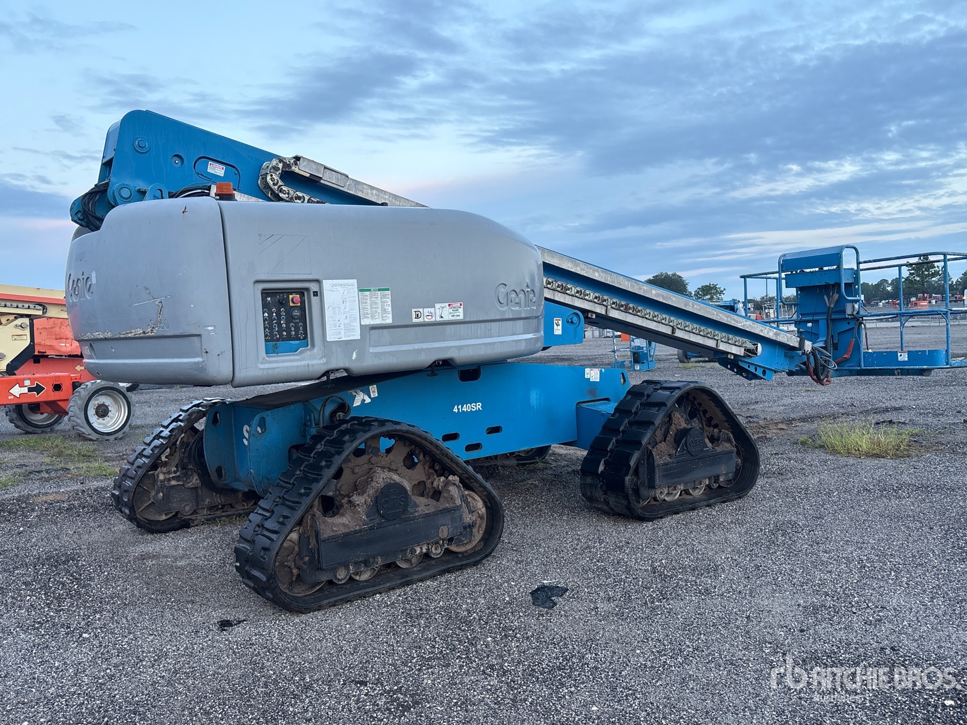 2007 Genie S-60