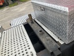4 Underbody - Truck with Wet Kit Plumbing