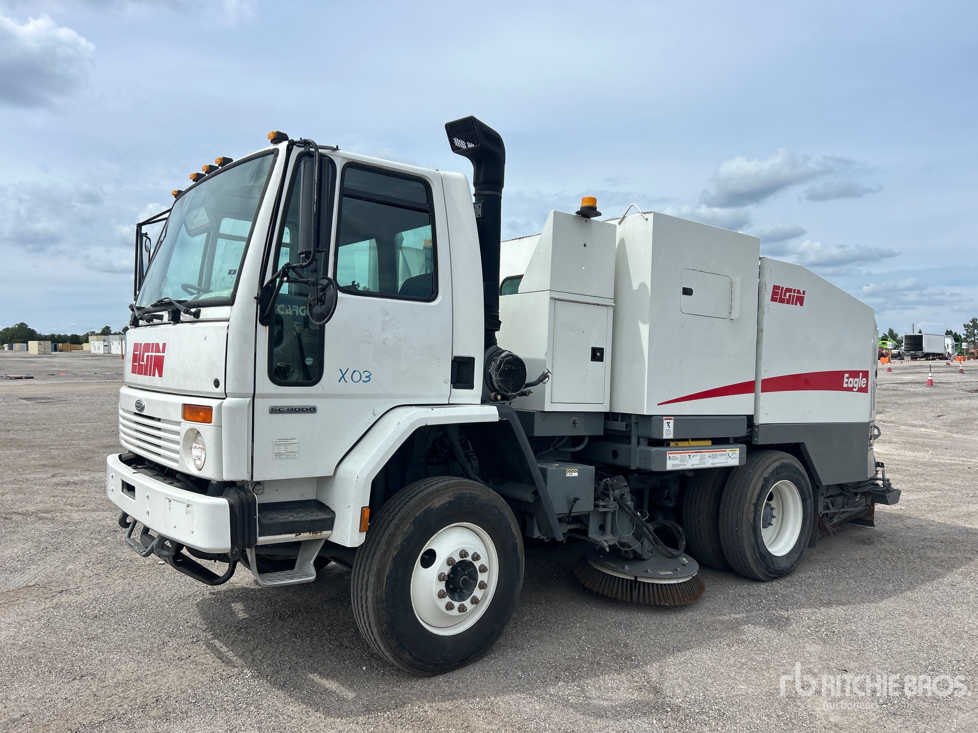 Photo of 2005 Sterling SC8000