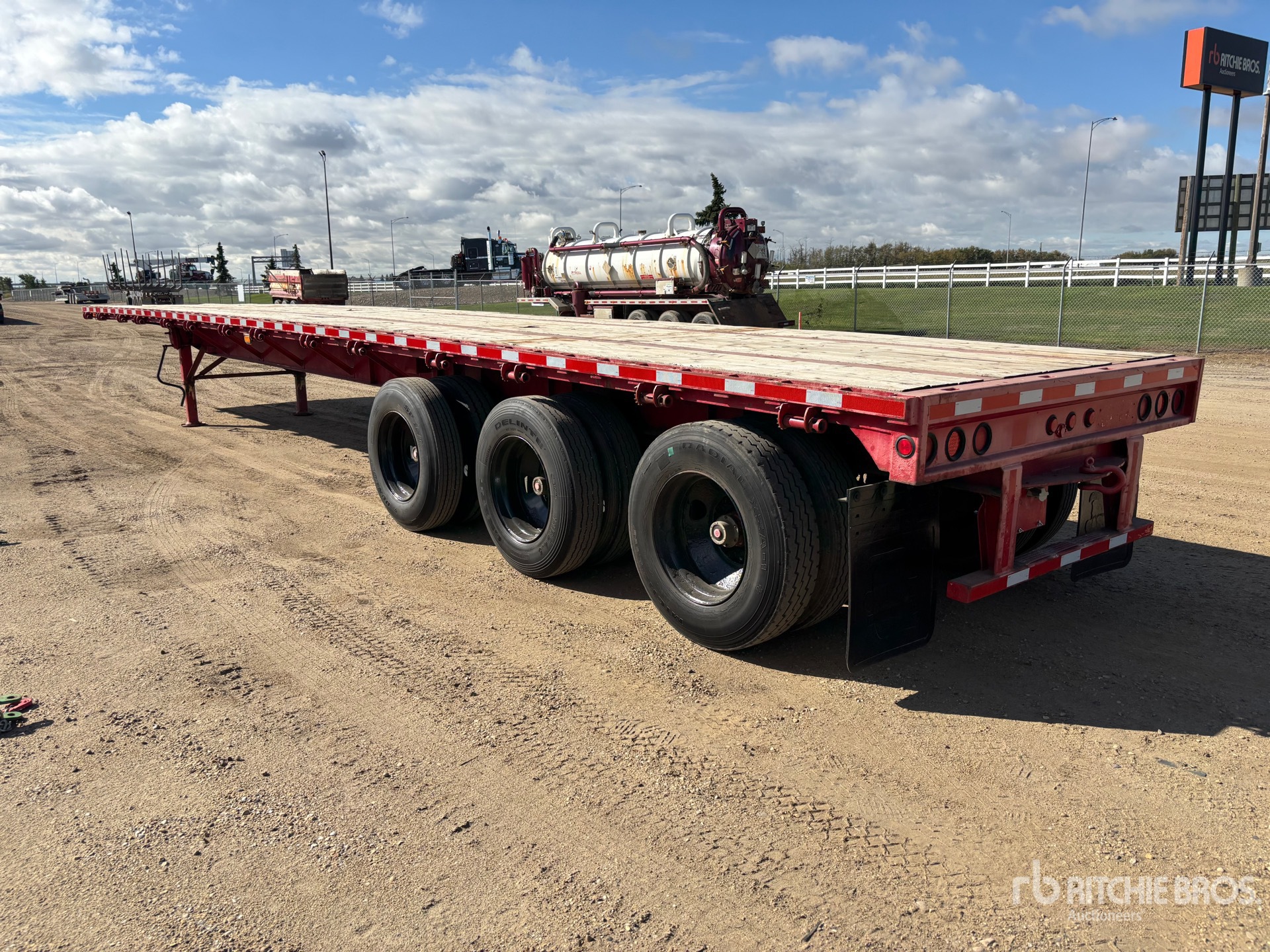 1998 Load King  48 FT TRI/A