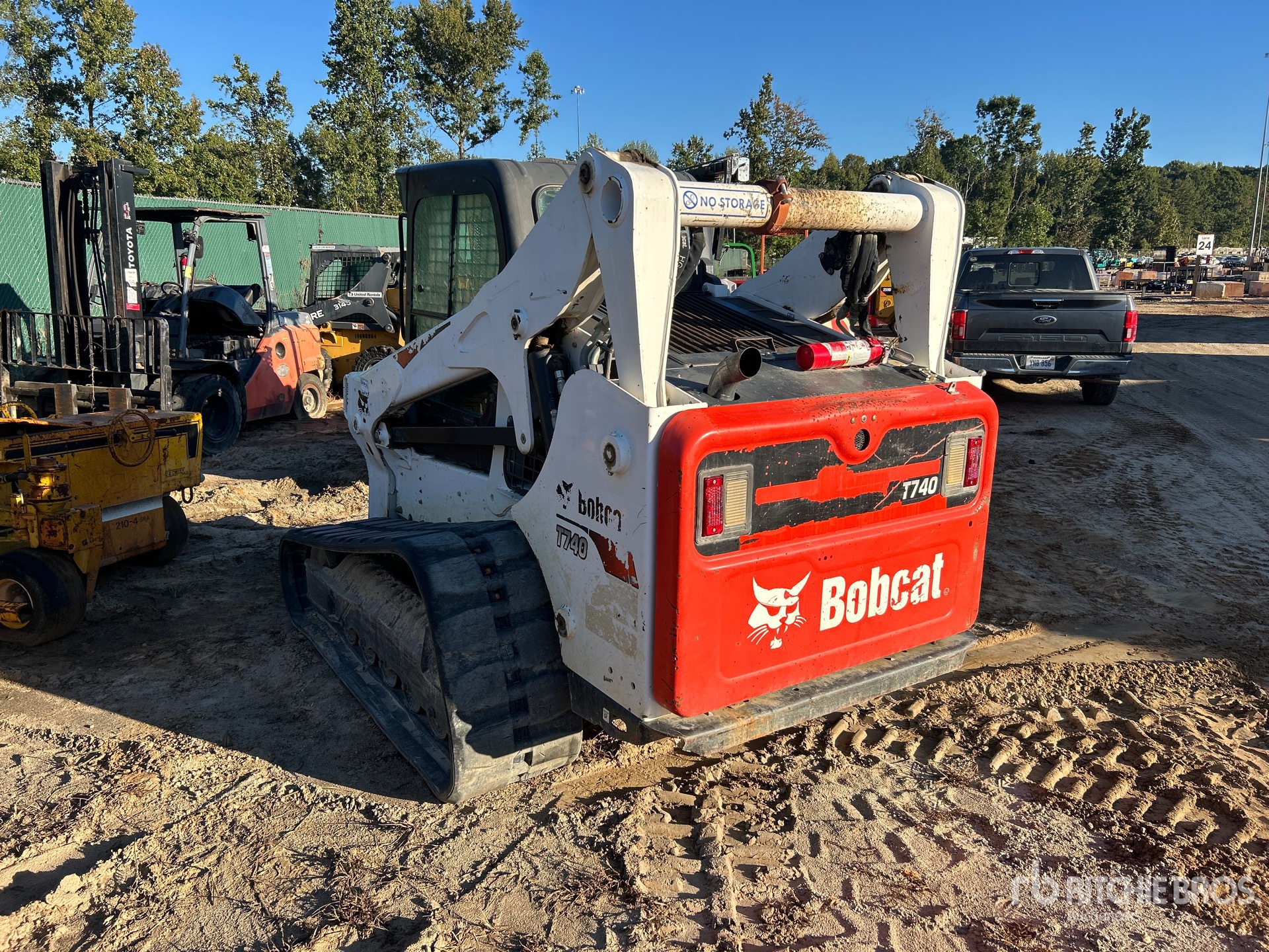 2020 Bobcat T740