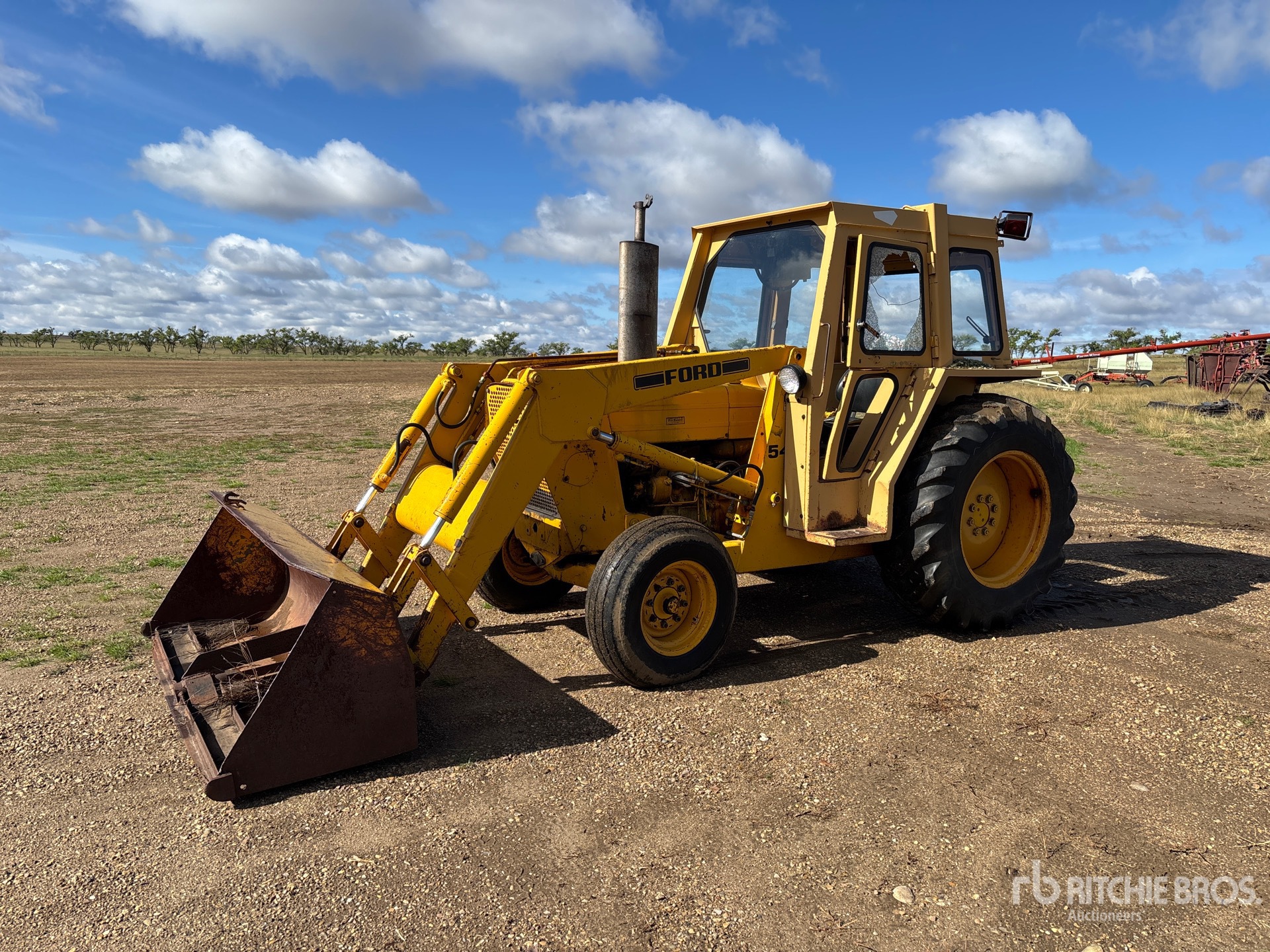  Ford DD3140