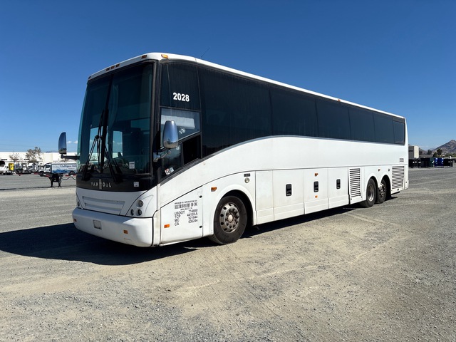 2013 Van Hool T2145 6x4 59-Seat Coach