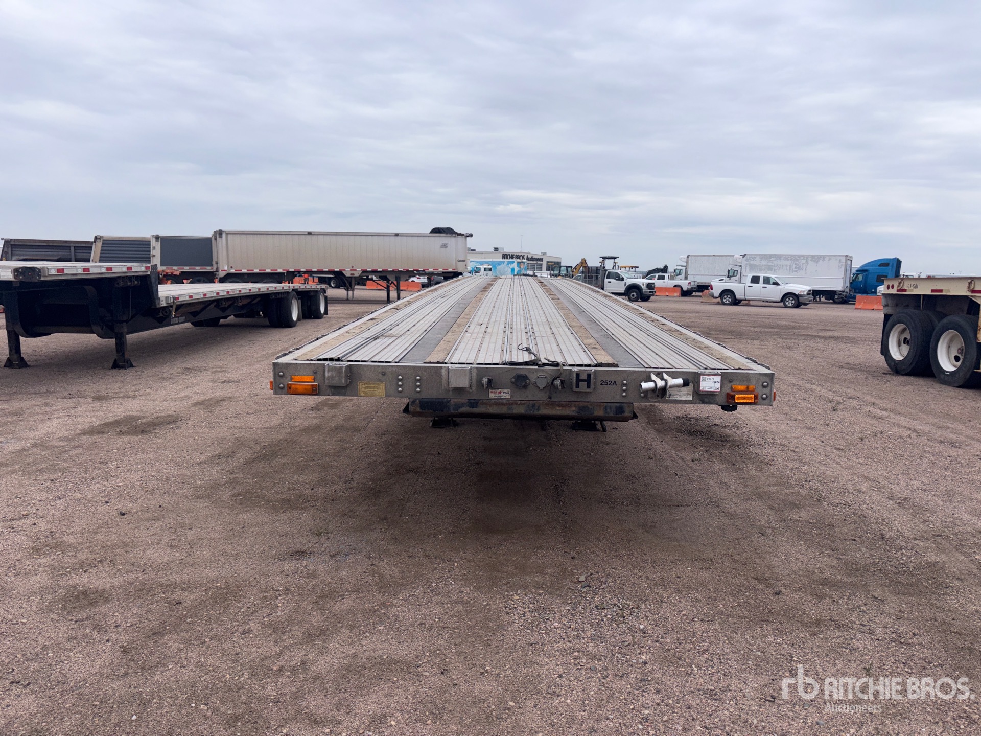 2004 Transcraft 48 ft T/A