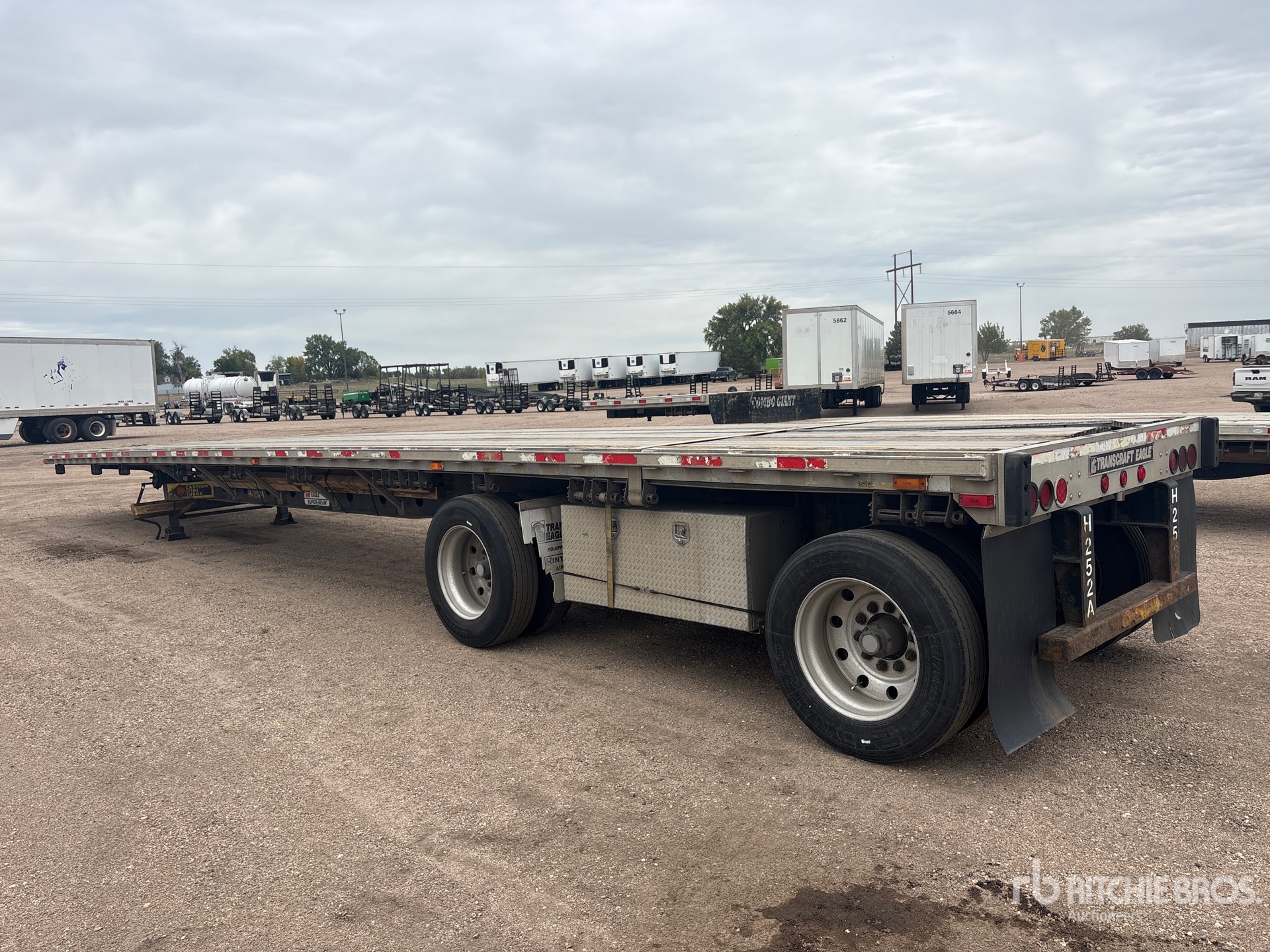 2004 Transcraft 48 ft T/A