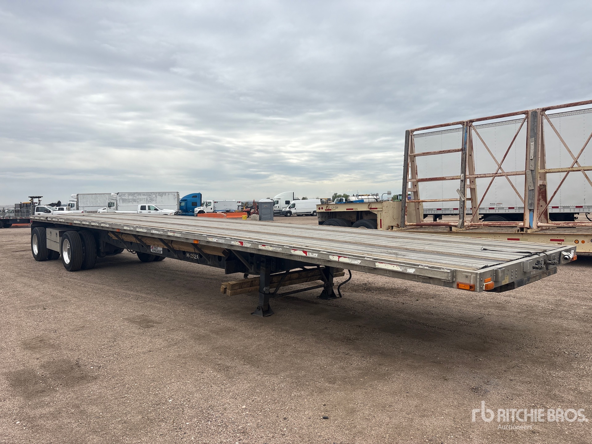 2004 Transcraft 48 ft T/A