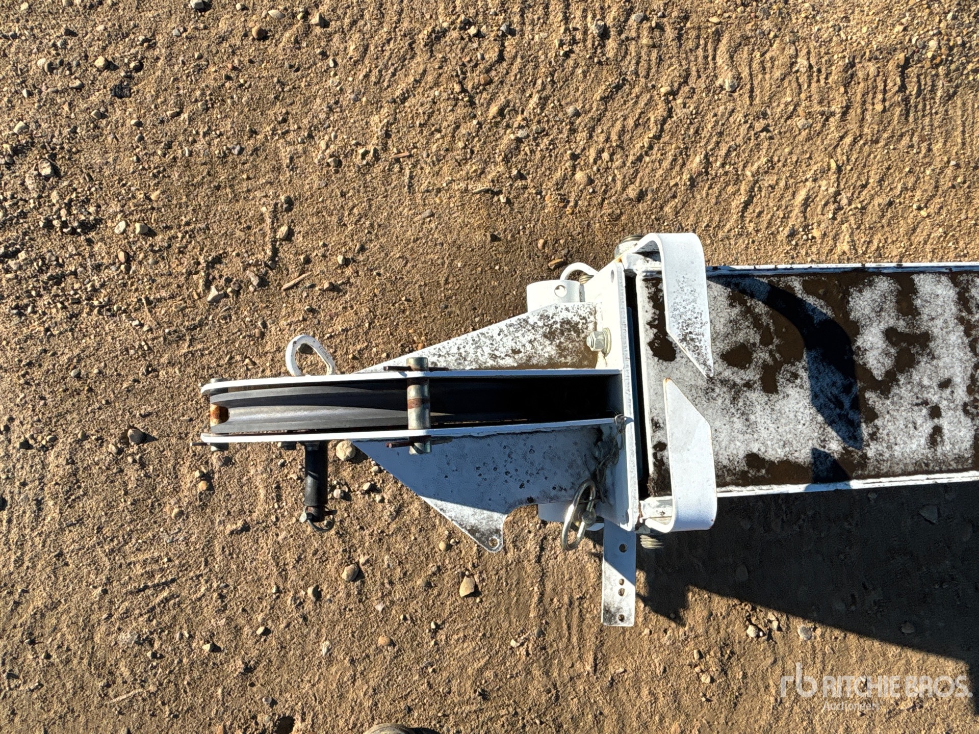 Summit 26 FT CRANE