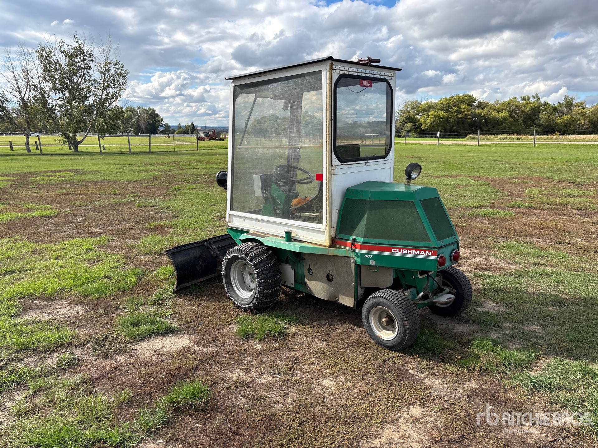 Cushman 807