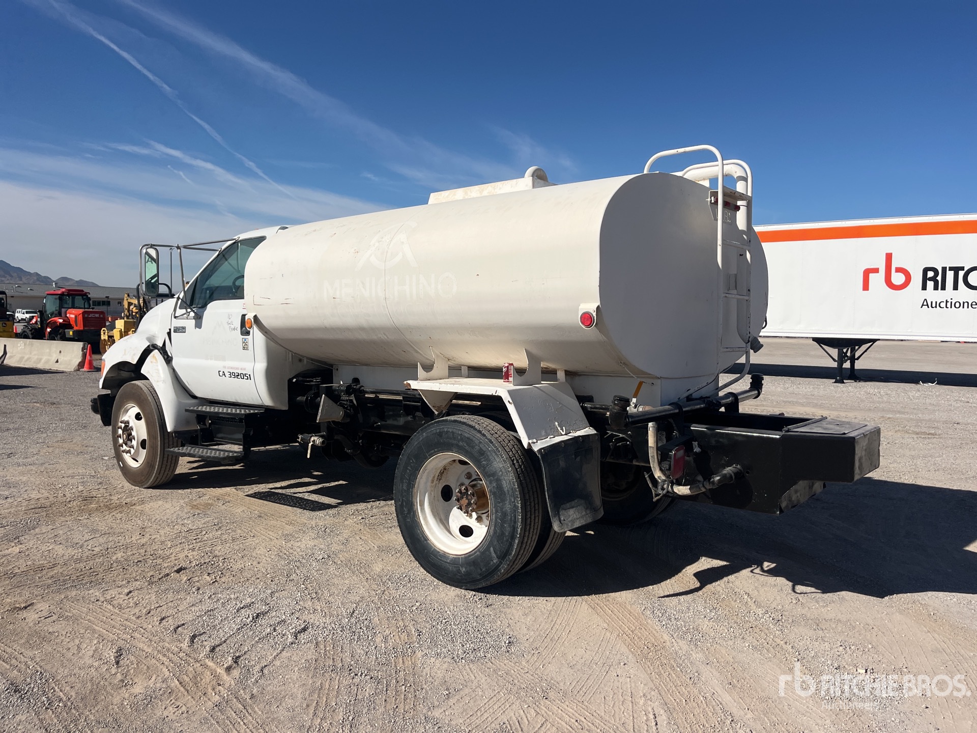 2005 Ford F-750