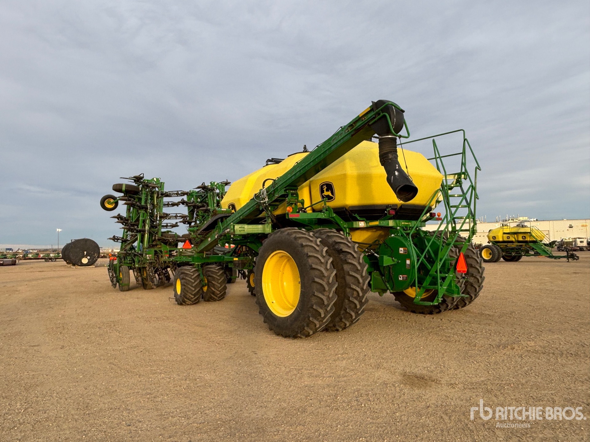 2018 John Deere 1870