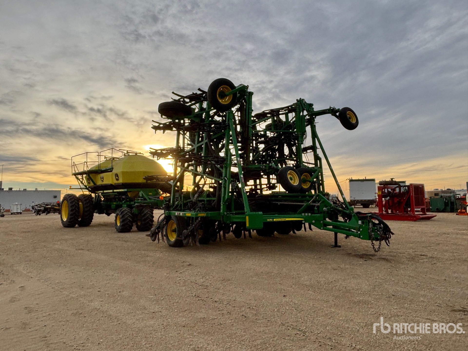 2018 John Deere 1870