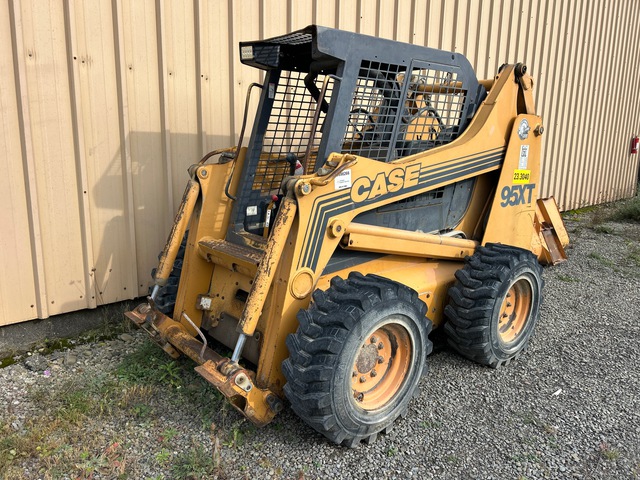 1999 (unverified) Case 95XT Skid Steer Loader
