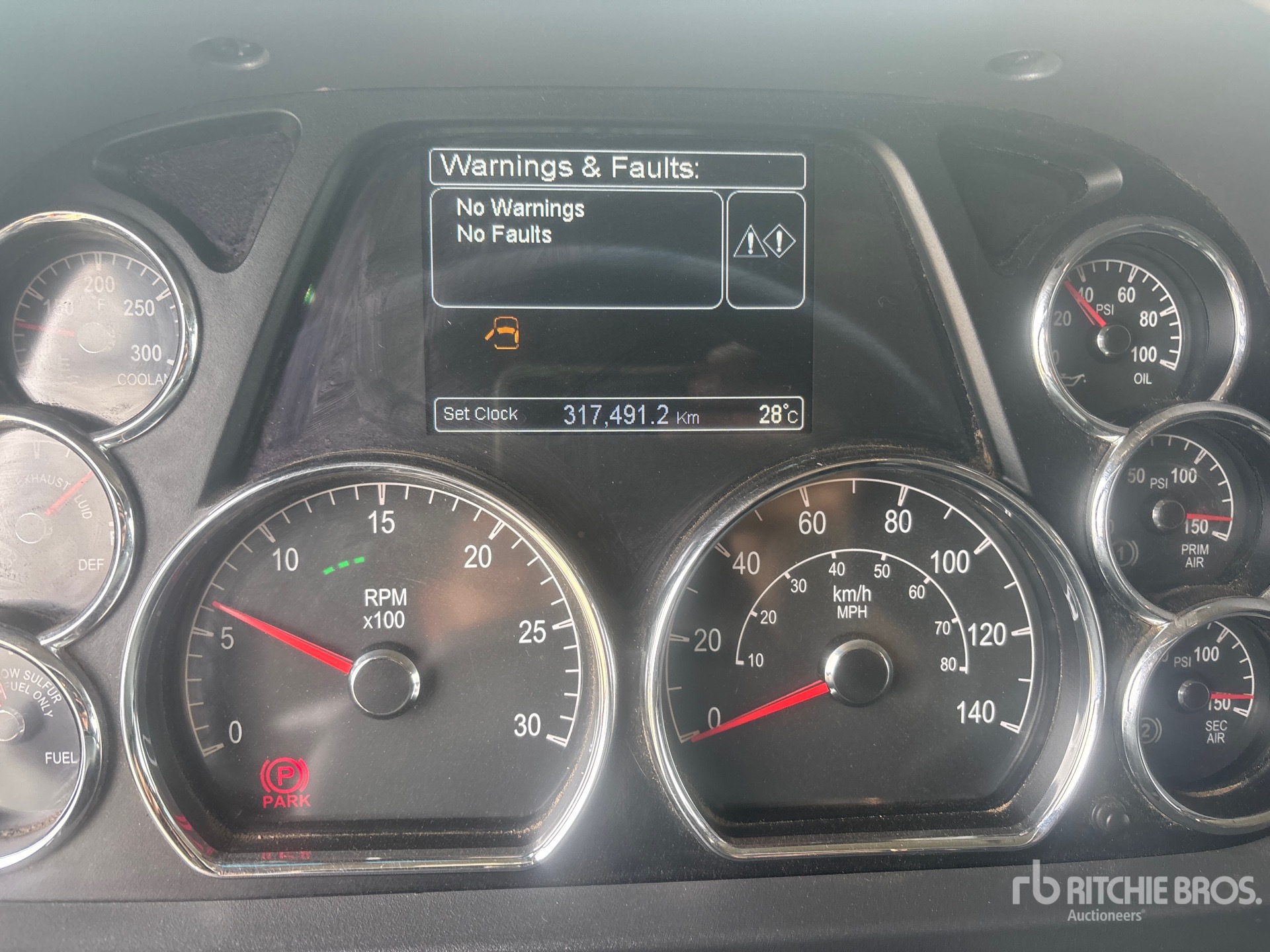 2020 Peterbilt 567