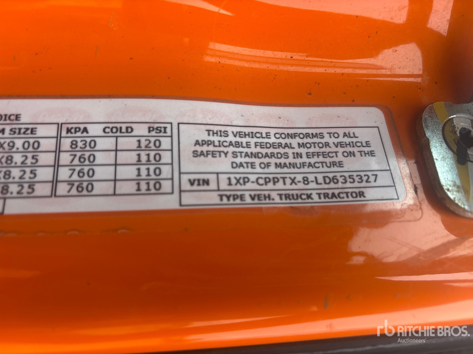 2020 Peterbilt 567