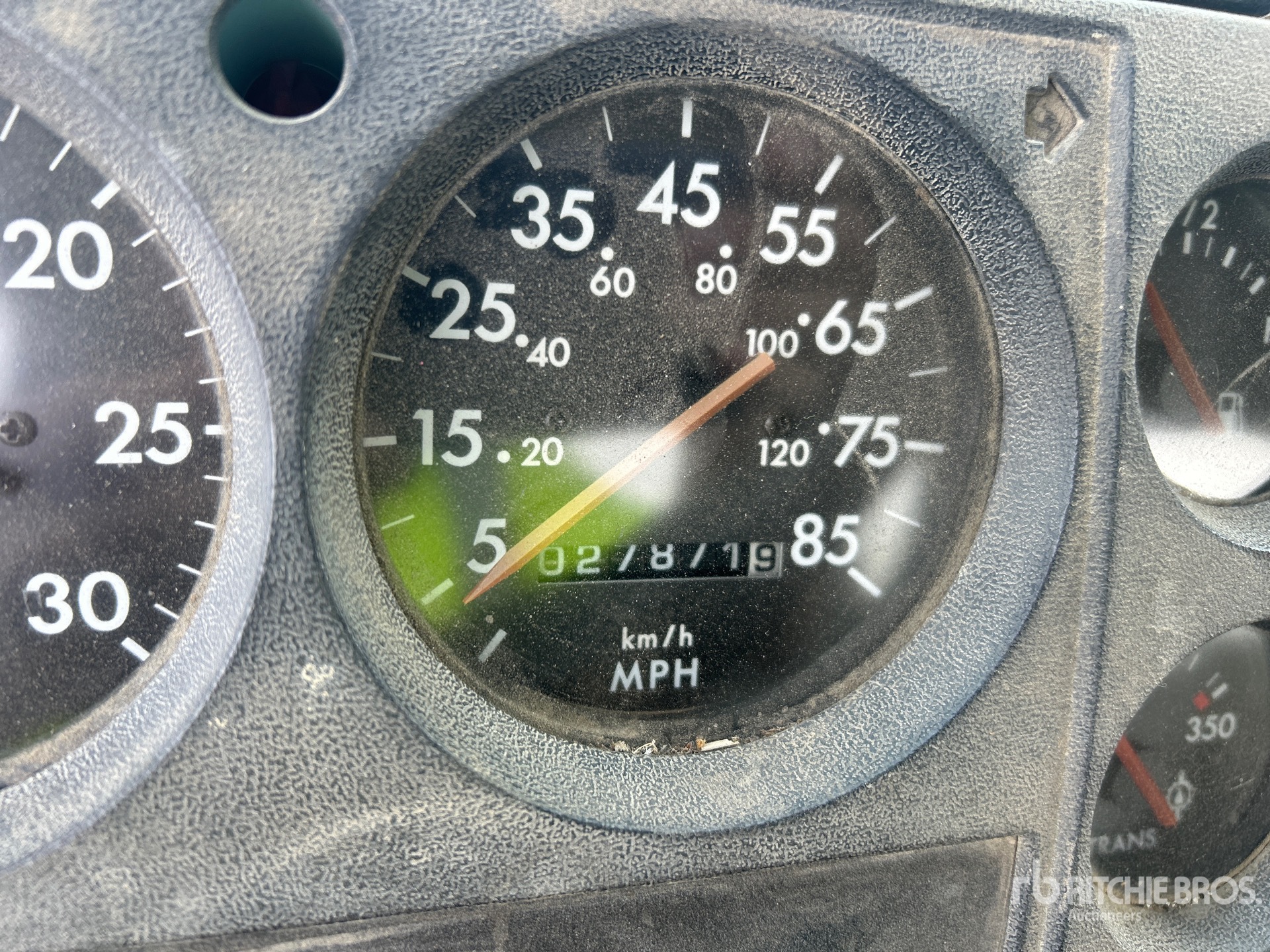 2000 Freightliner FL80