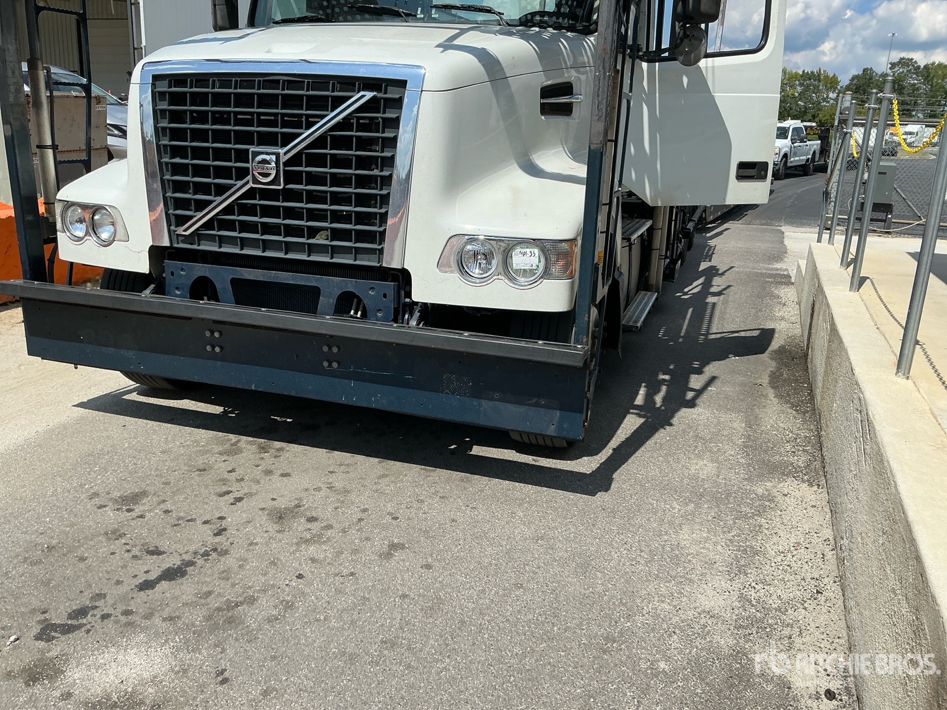 Photo of 2015 Volvo VNL