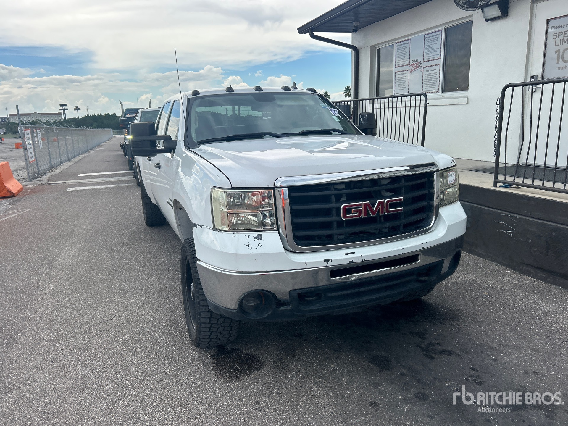 2009 GMC SIERRA 2500 HD