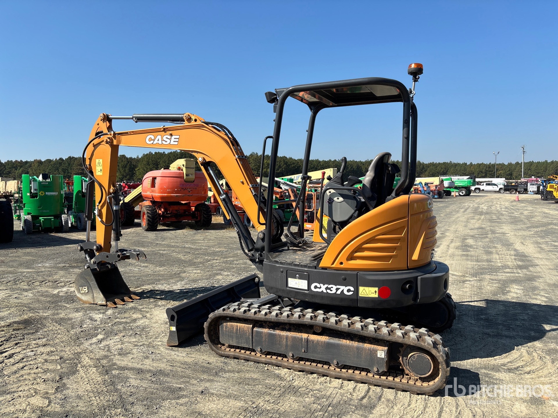 2023 Case CX37C