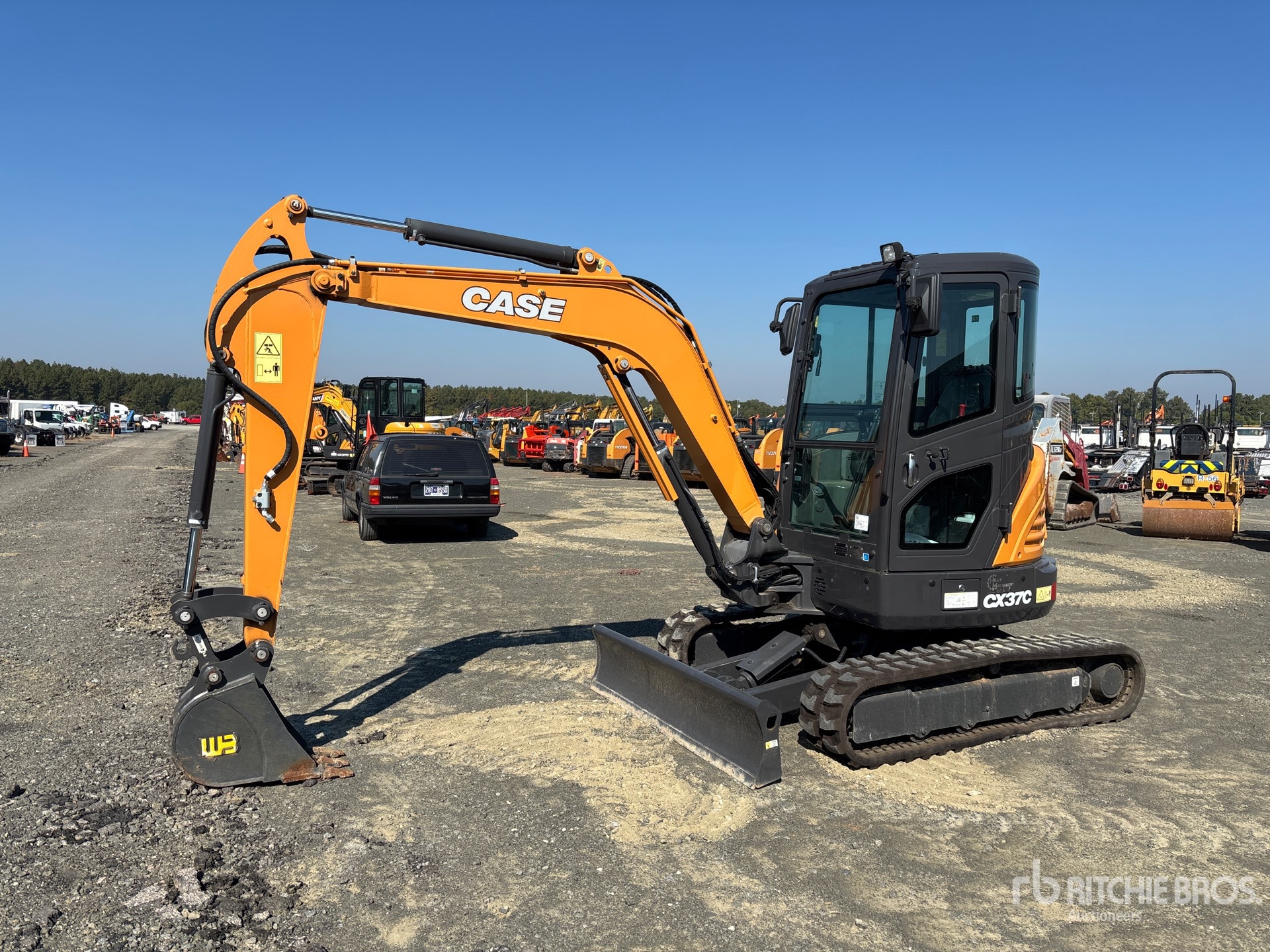 Photo of 2023 Case CX37C