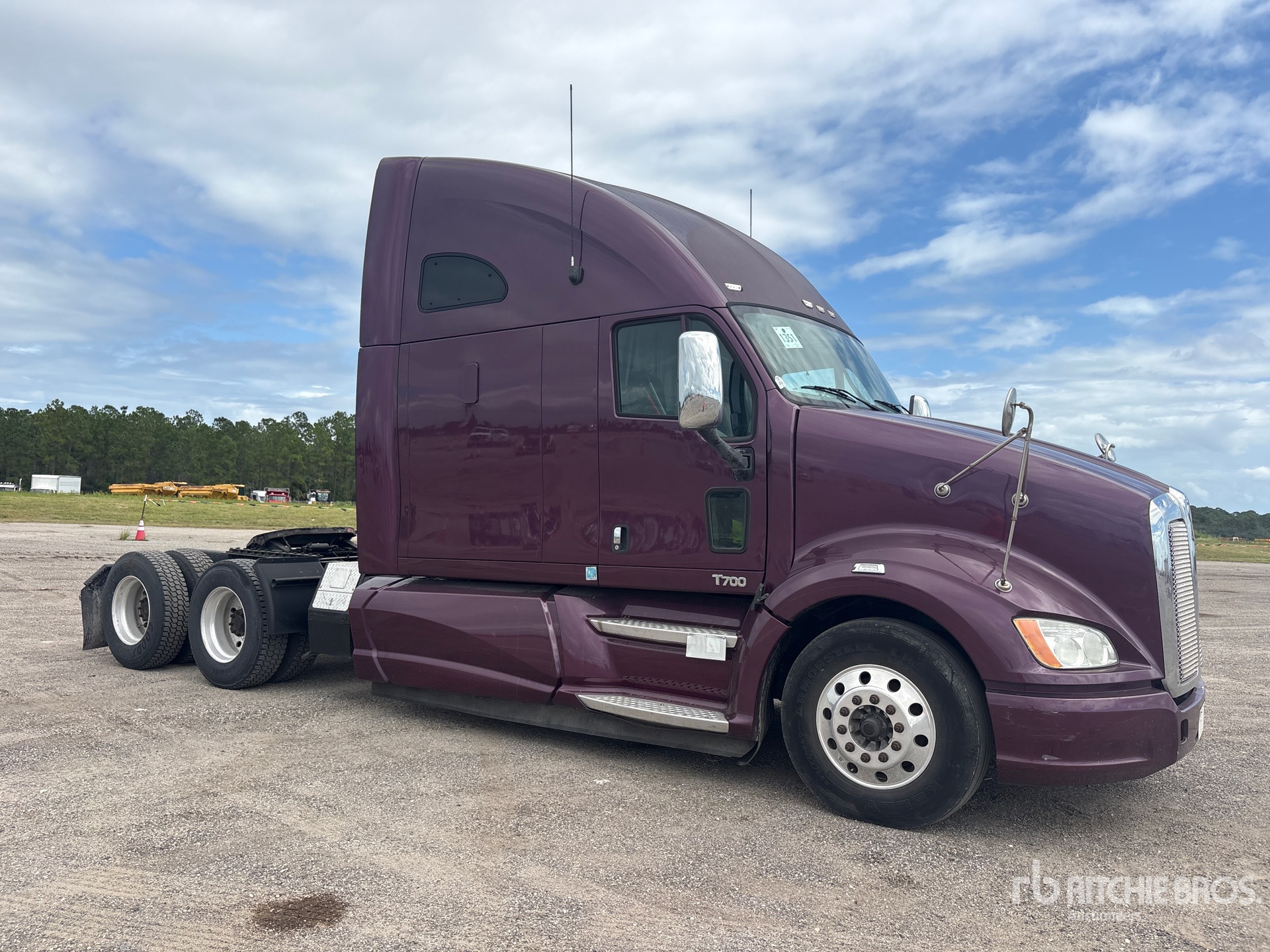 2013 Kenworth T700