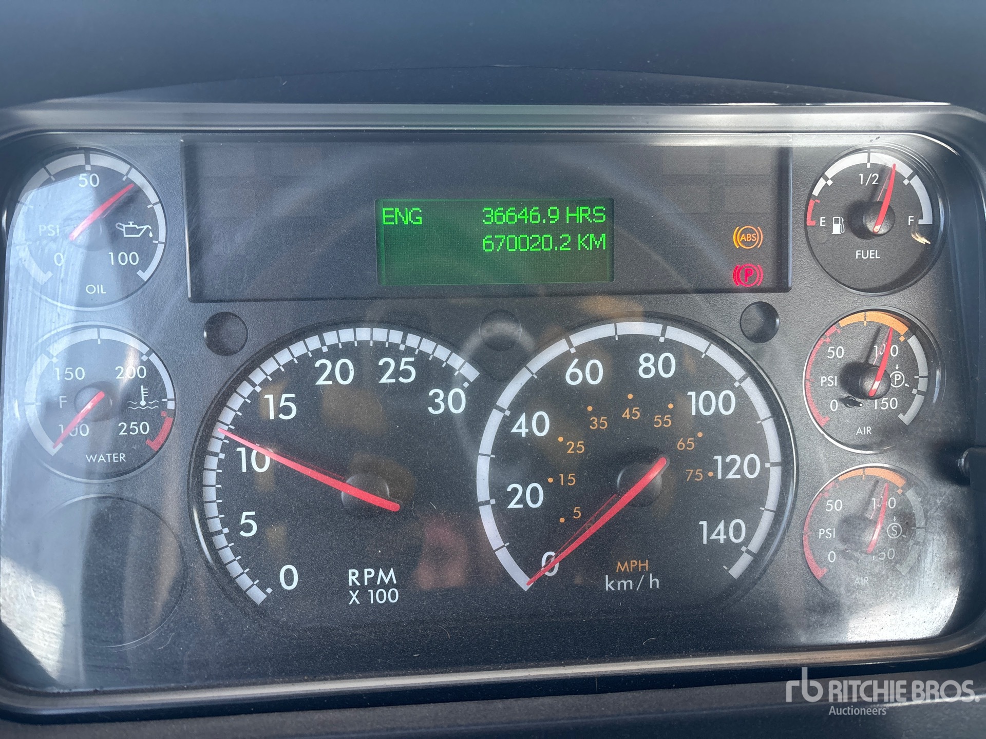 2007 Freightliner M2 106