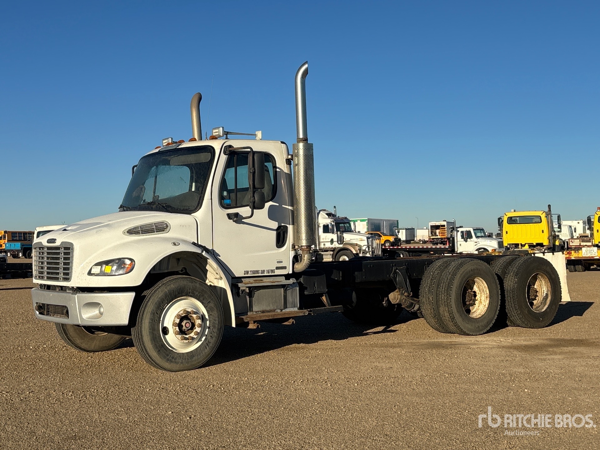 2007 Freightliner M2 106