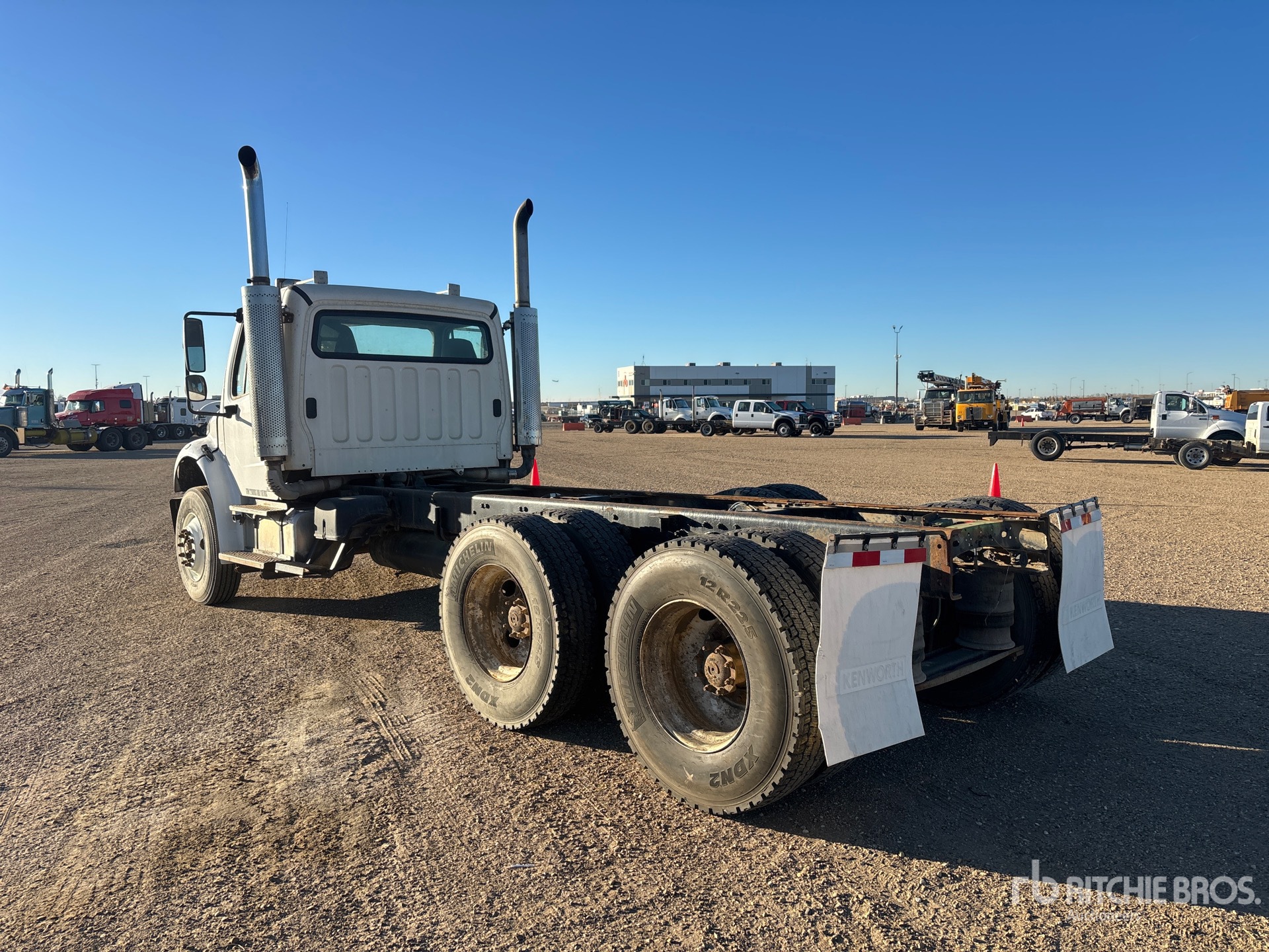 2007 Freightliner M2 106