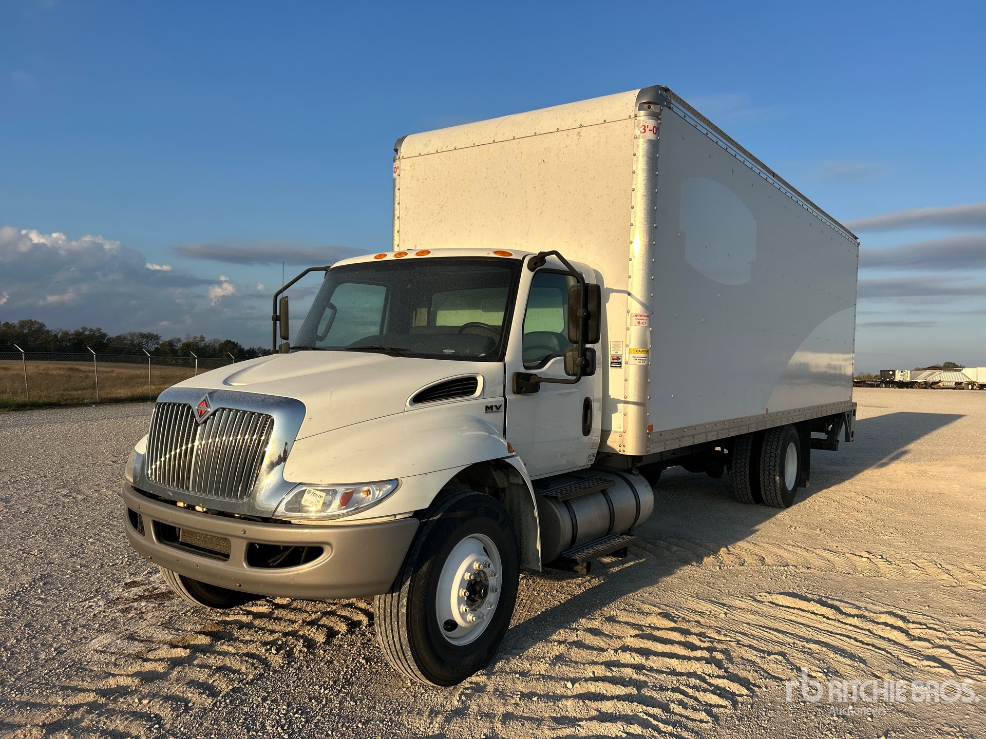 2022 International MV607 SBA