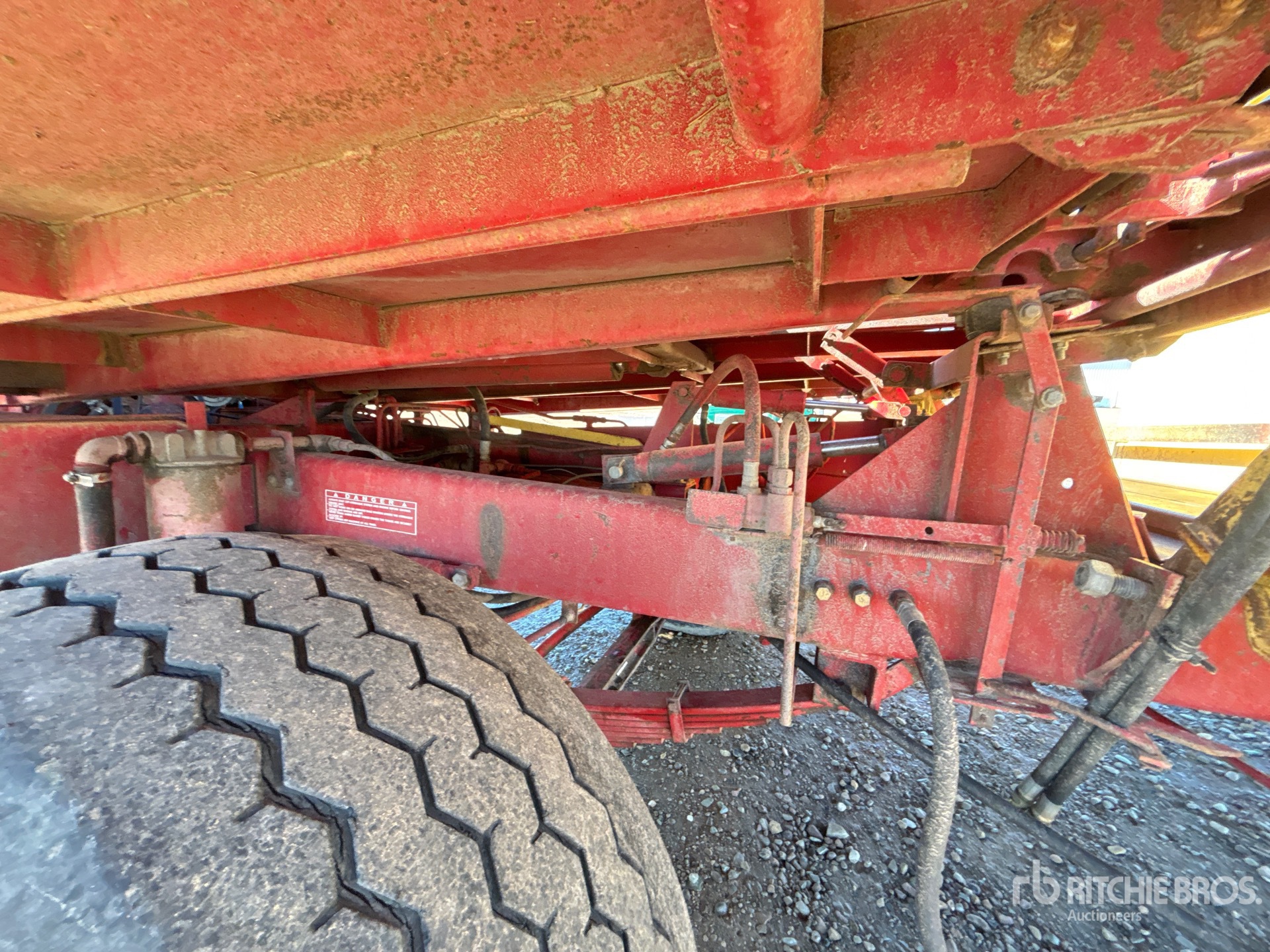 New Holland 1069