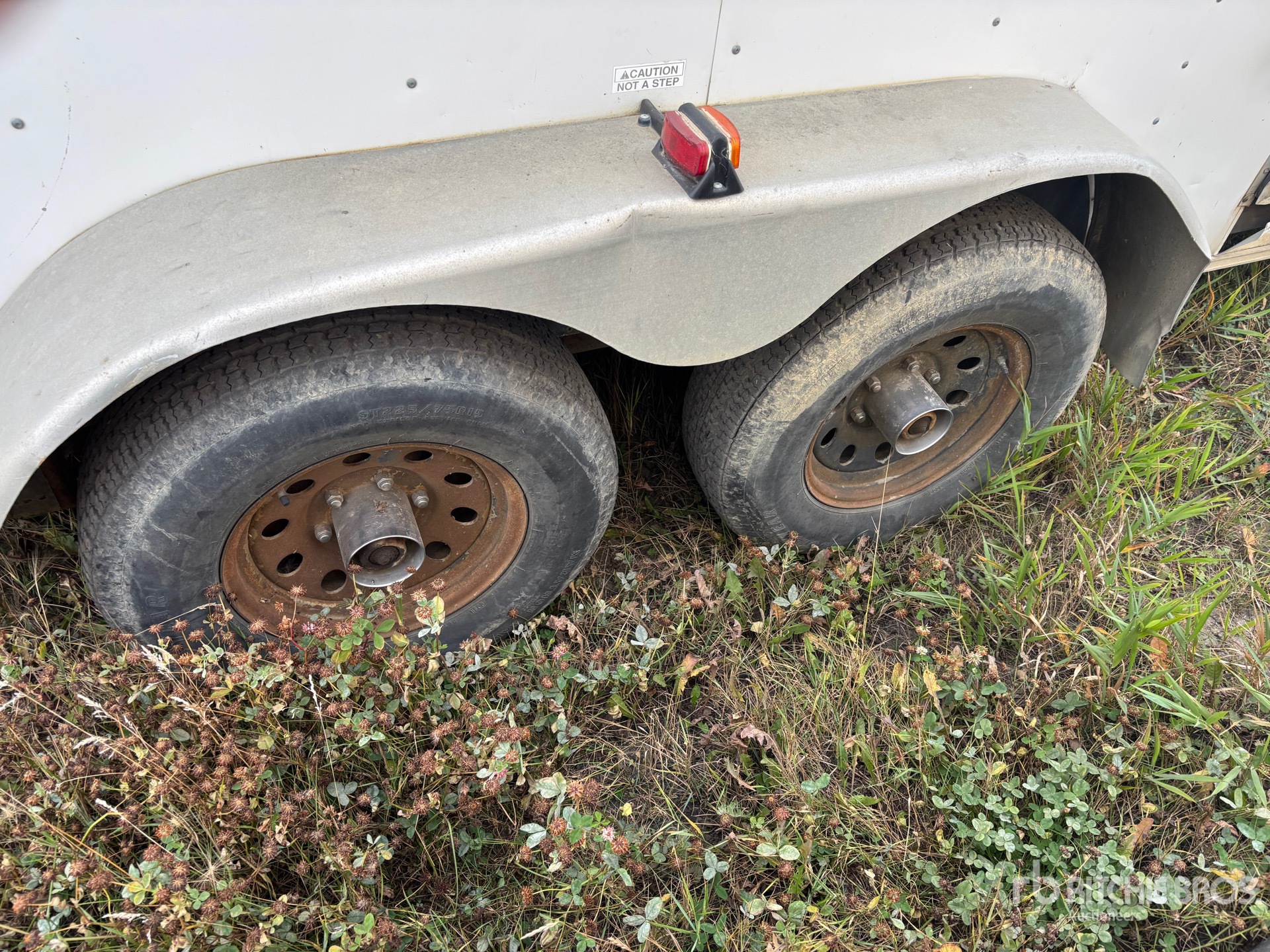 2001 Haulmark Thaw Trailer