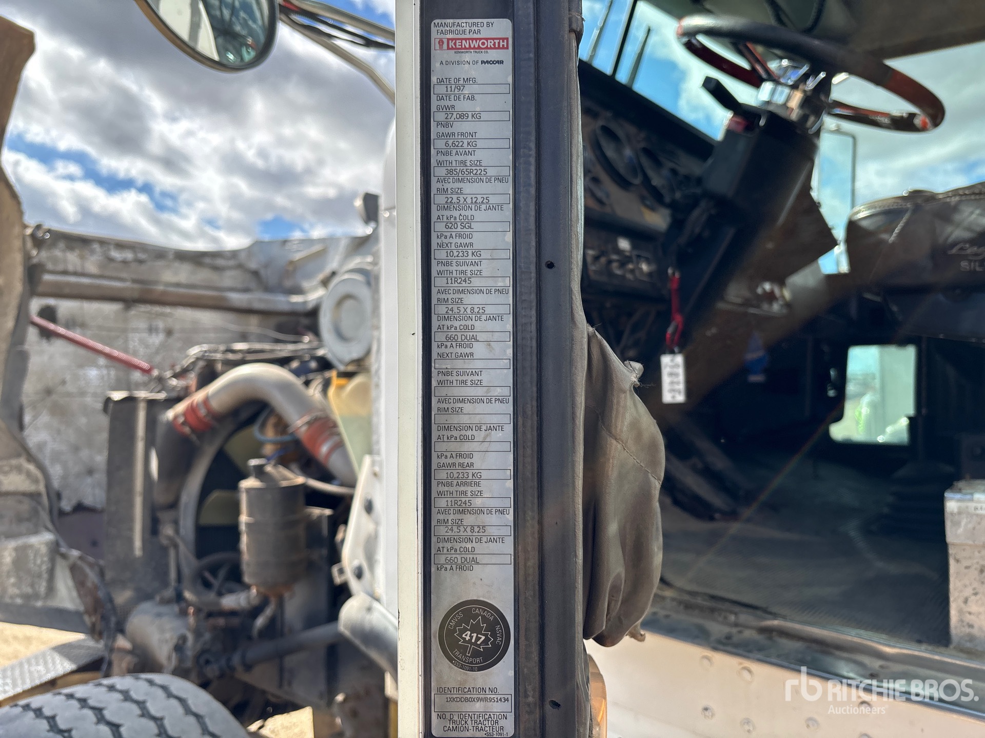 1998 Kenworth T800B