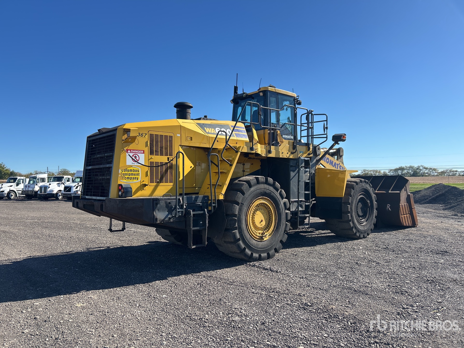 2023 Komatsu WA600-8