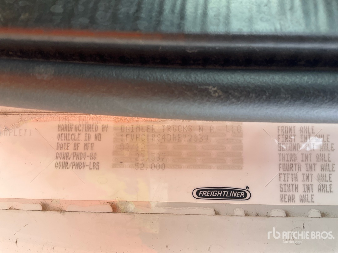 2013 Freightliner M2 106