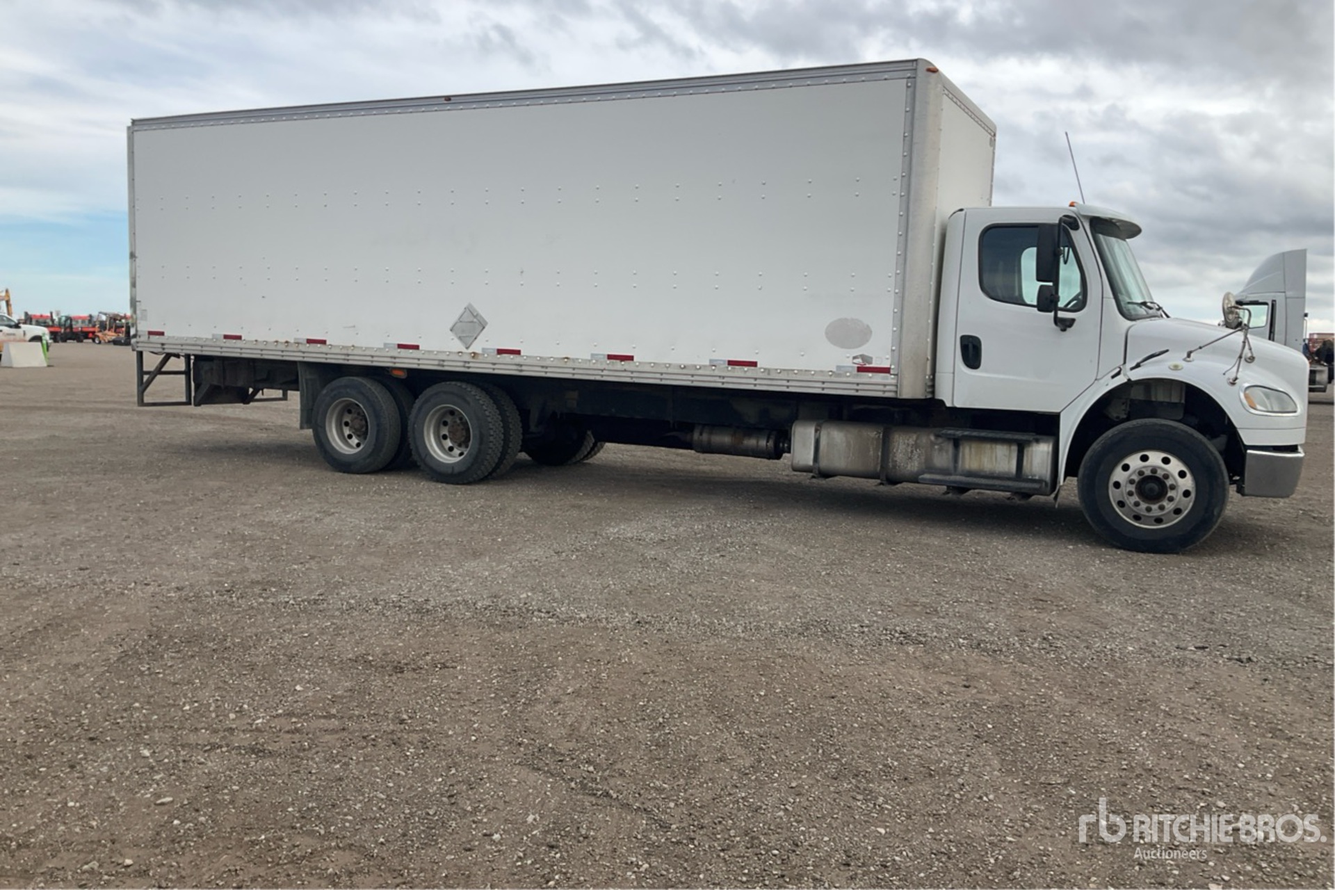 2013 Freightliner M2 106