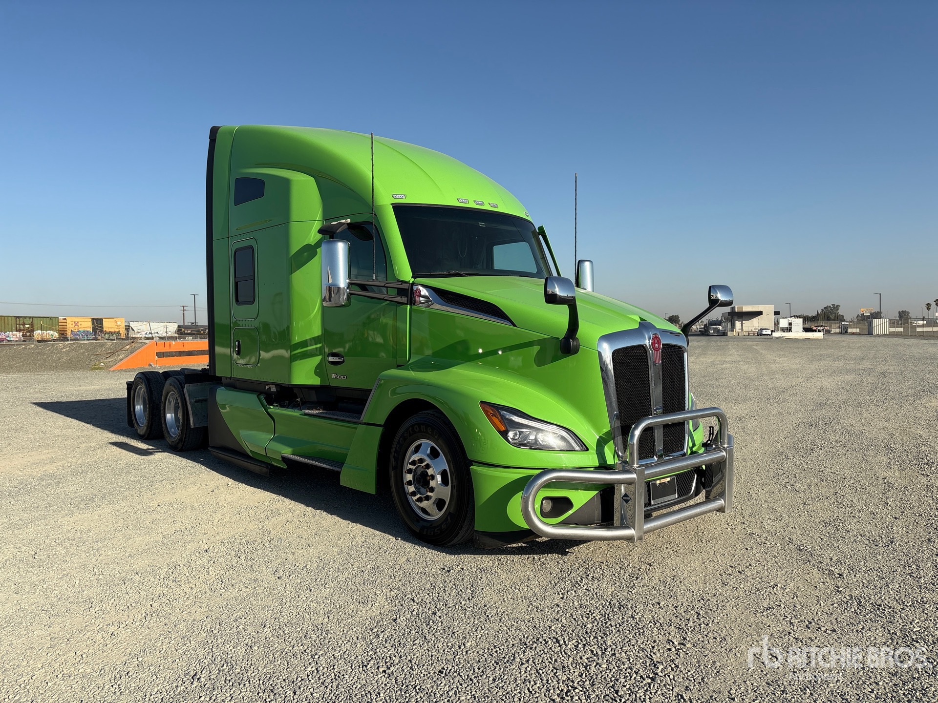 2024 Kenworth T680