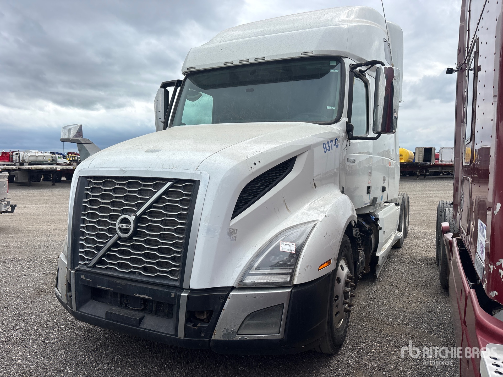 2020 Volvo VNL