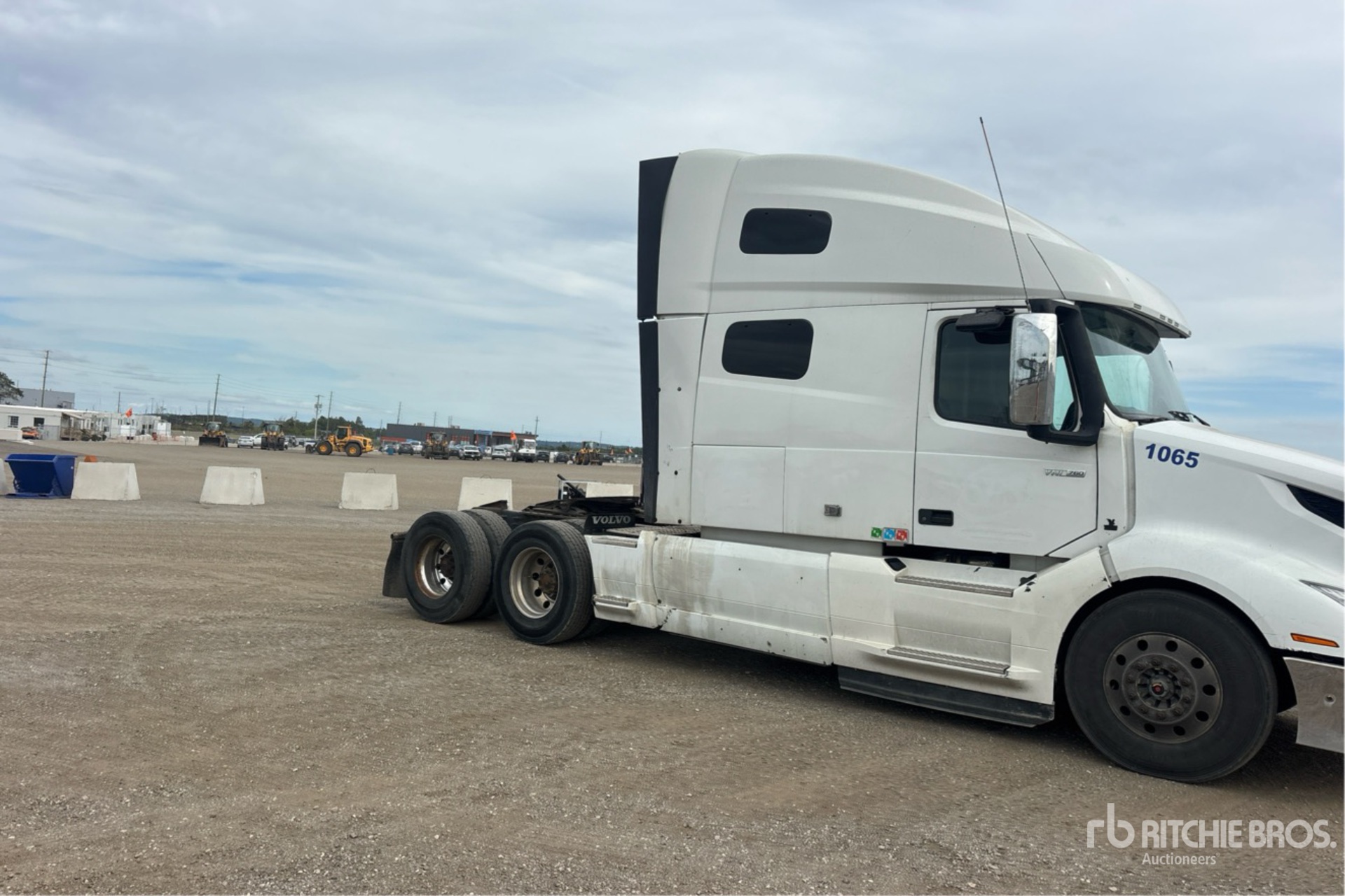 2019 Volvo VNL