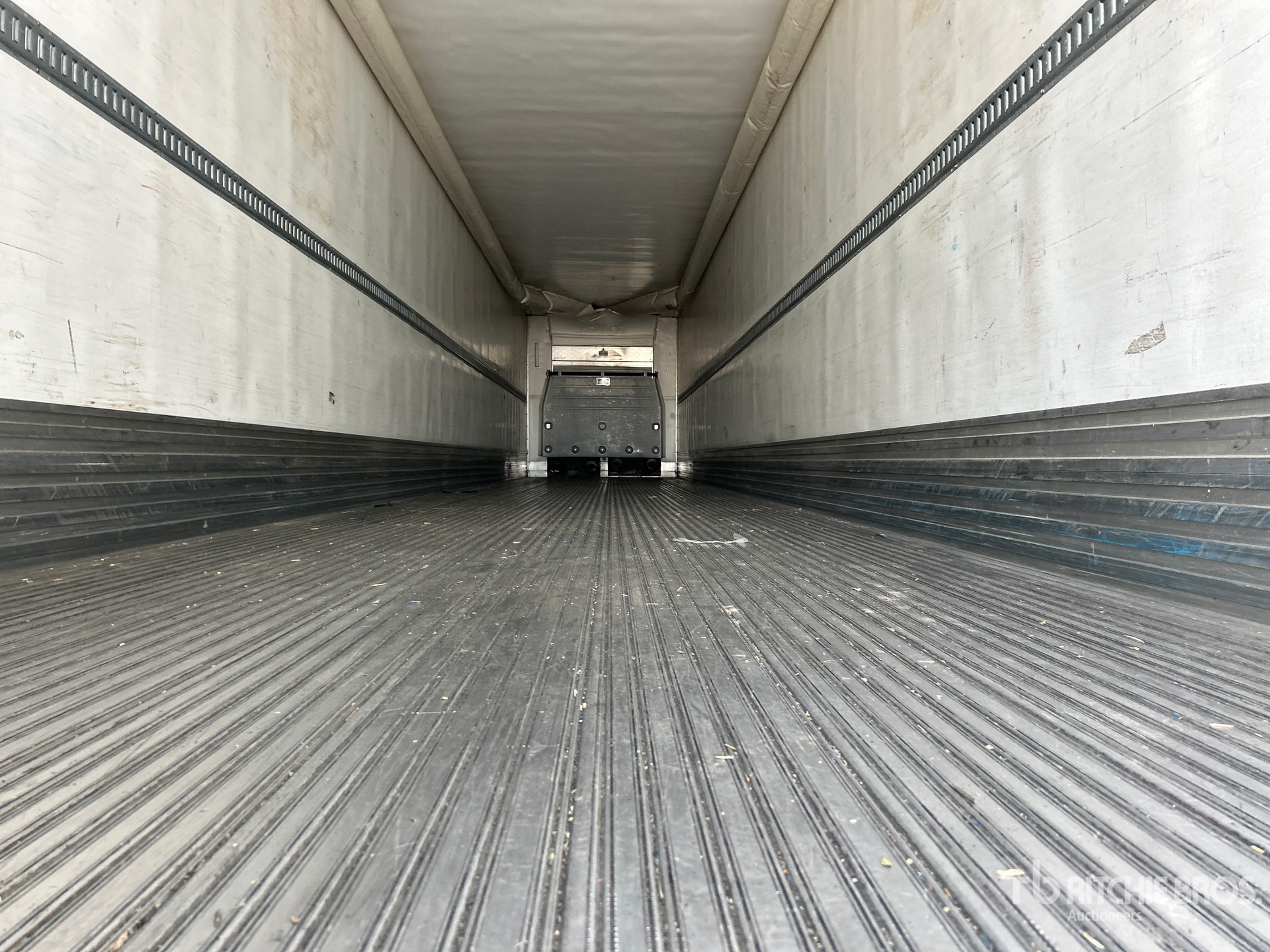 2020 Utility 53 ft x 102 in T/A