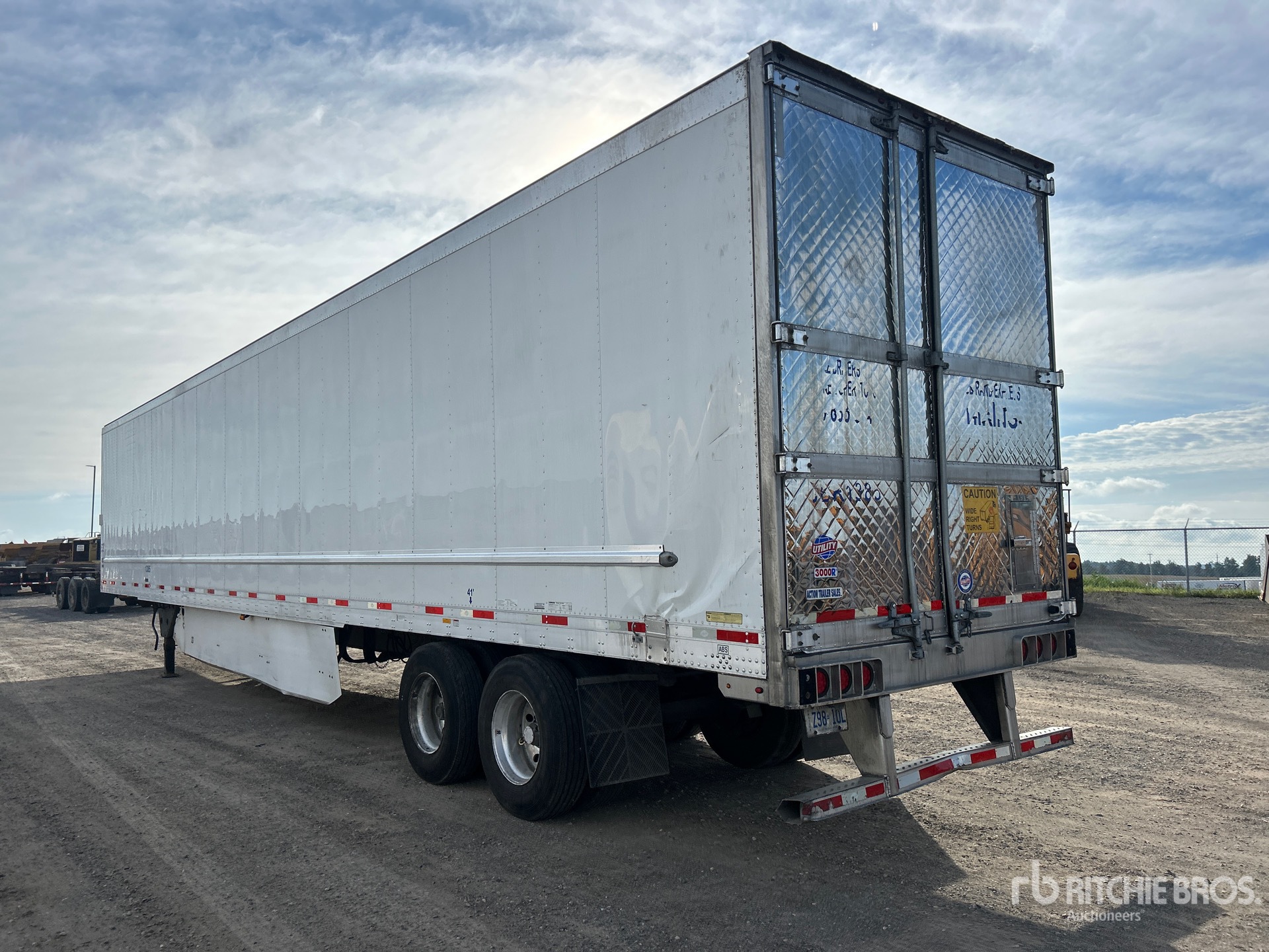2020 Utility 53 ft x 102 in T/A