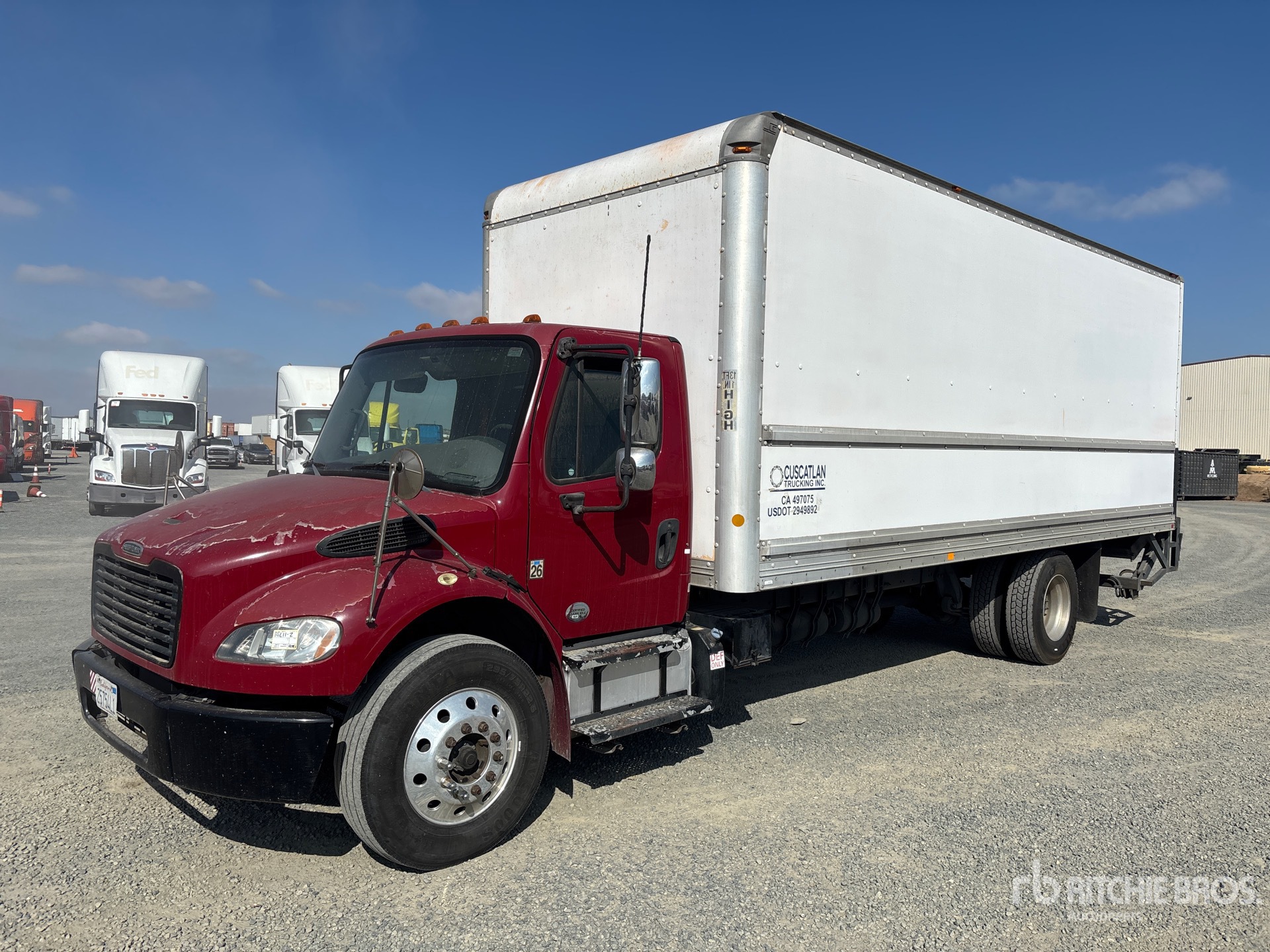 2014 Freightliner M2106