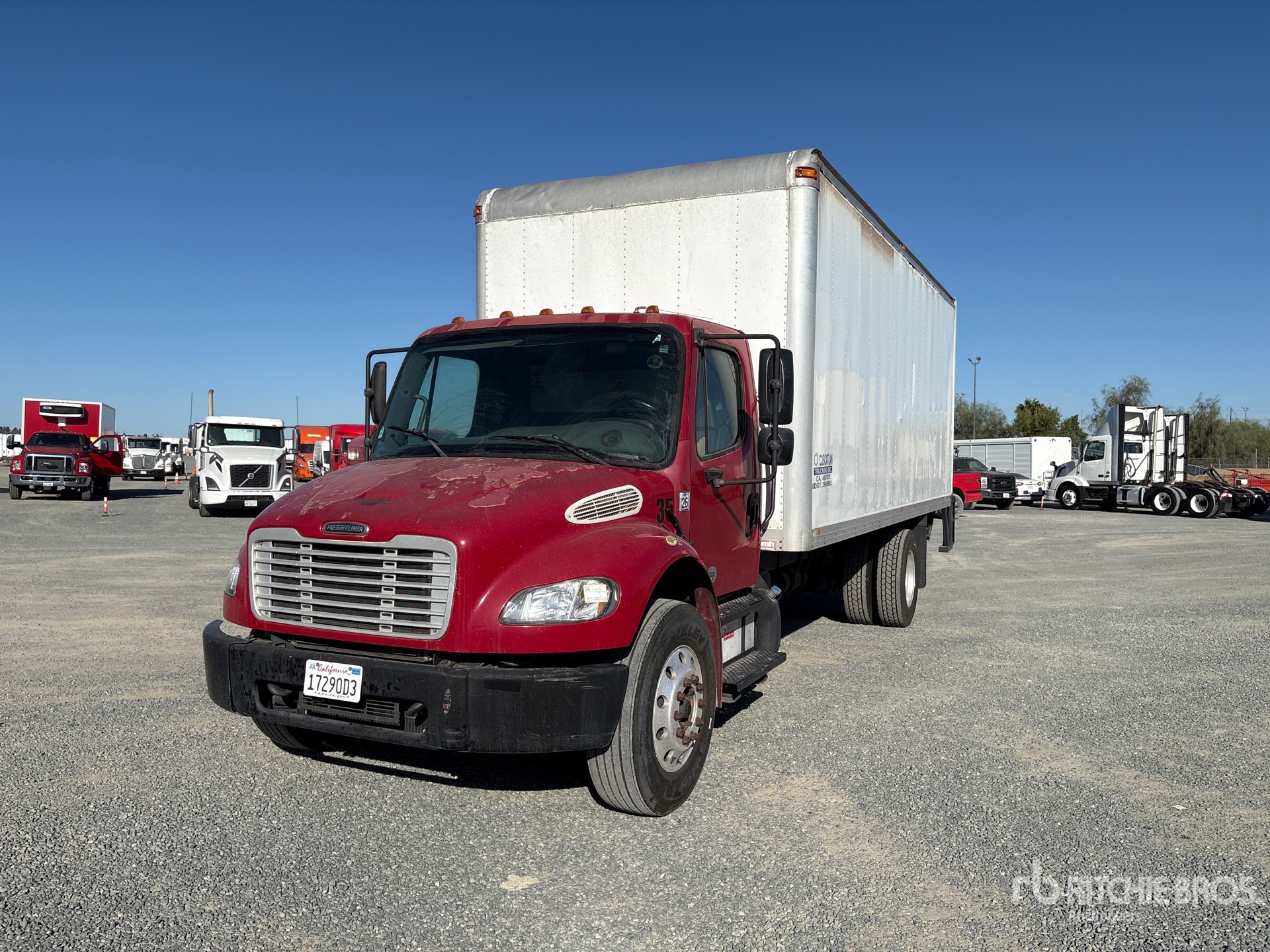 2015 Freightliner M2 106