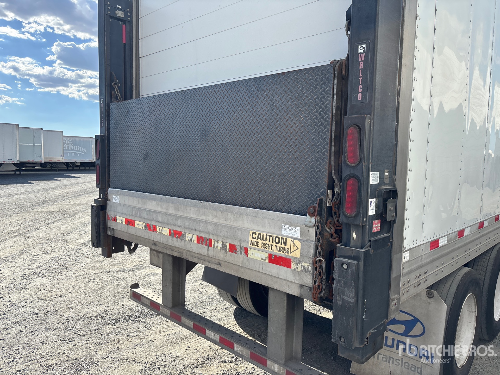 2017 Hyundai VR2480152-ARS