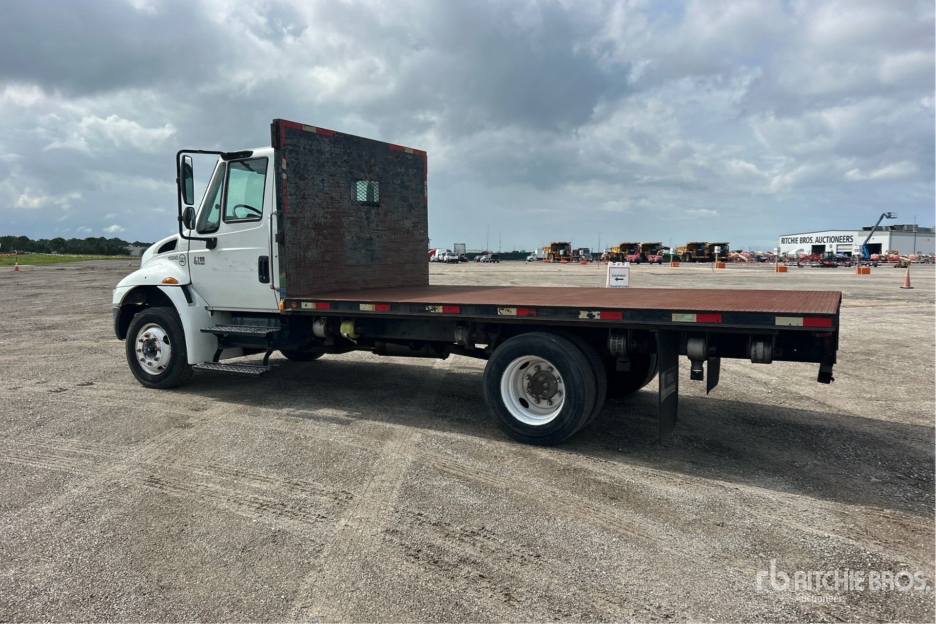 2007 International 4200