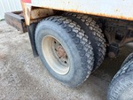 Underbody with Right Rear Drive Tires